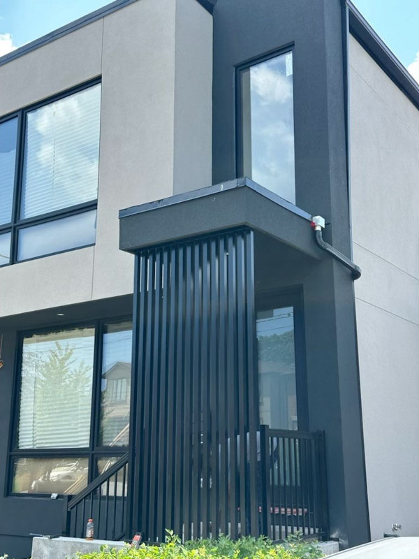 Custom_Entry_Privacy_Aluminum_Wall